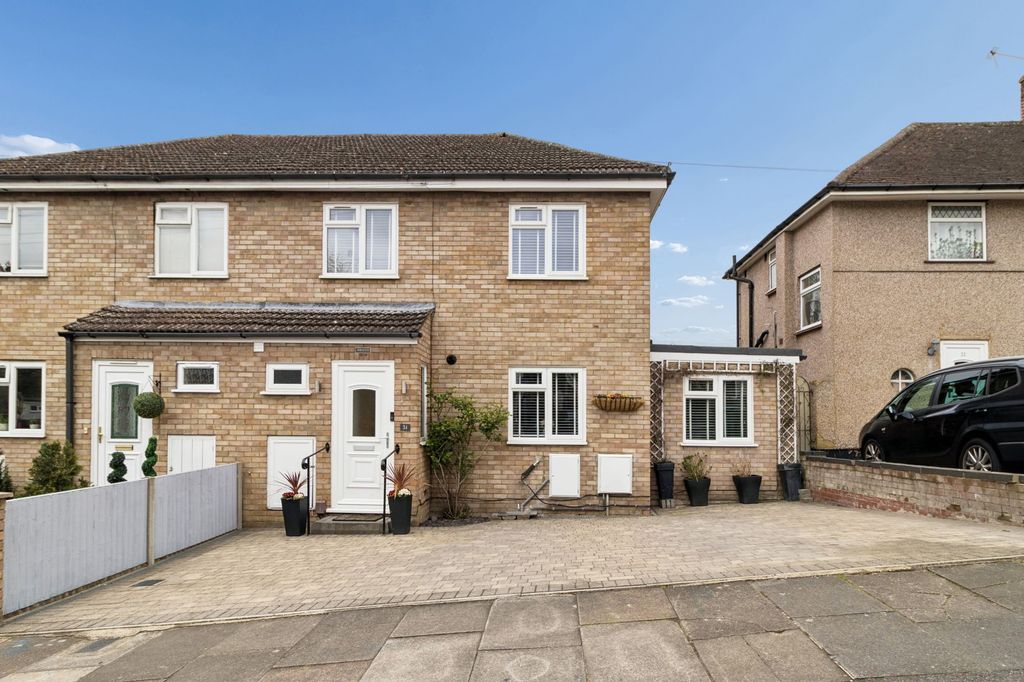 Property photo 1 of 15