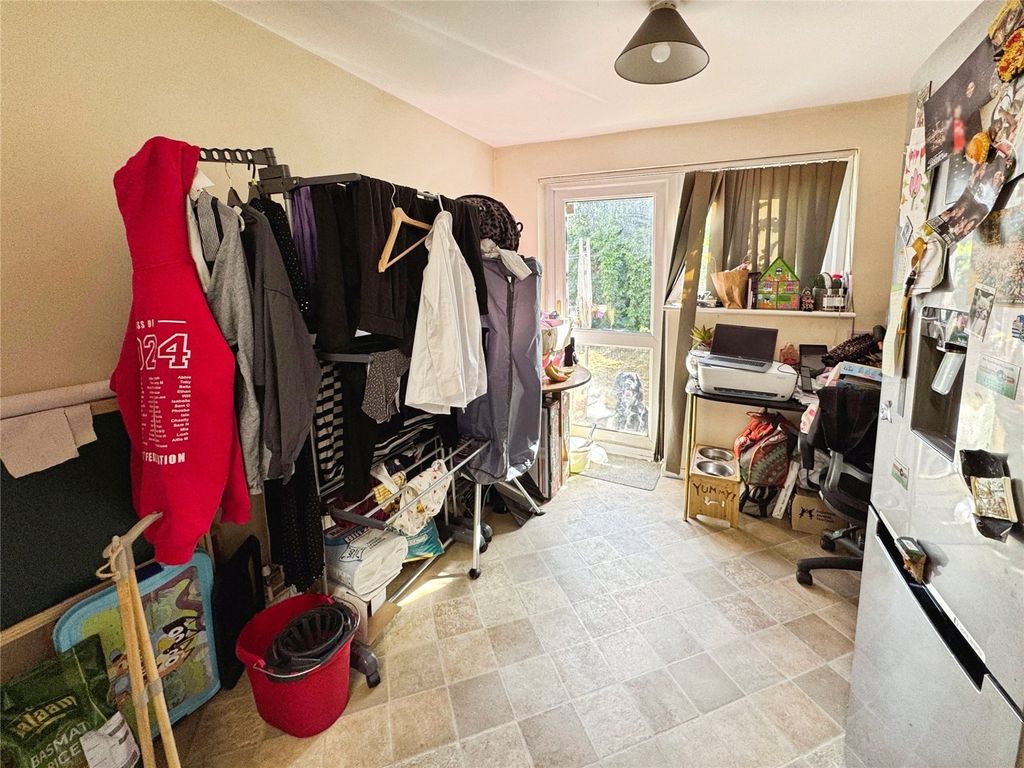 Property photo 3 of 13 Picture No. 12