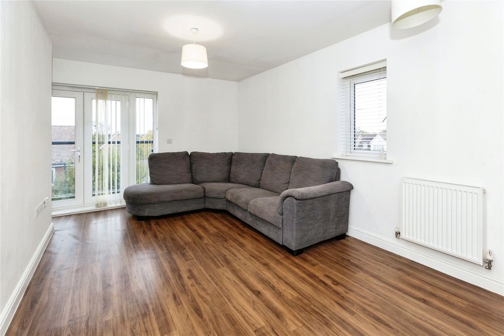 Property photo 2 of 13 Picture No. 20