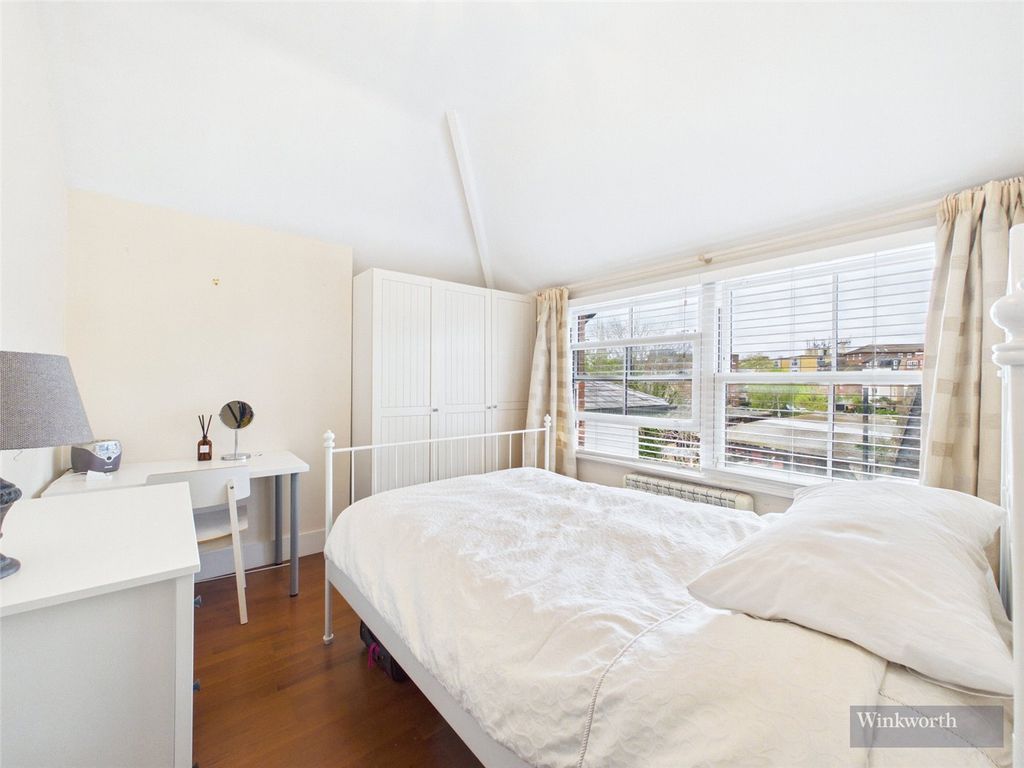 Property photo 3 of 6 Picture No. 01