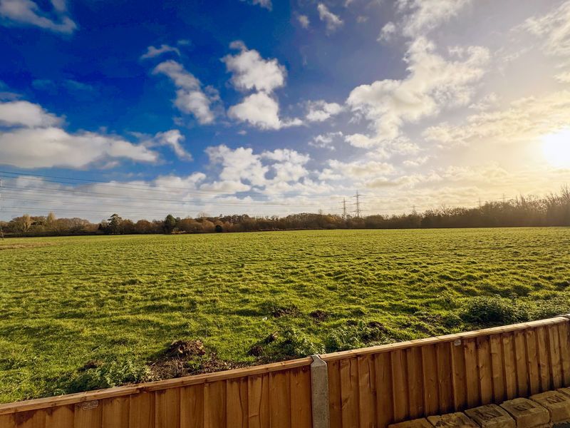 Property photo 2 of 10 Photo 2