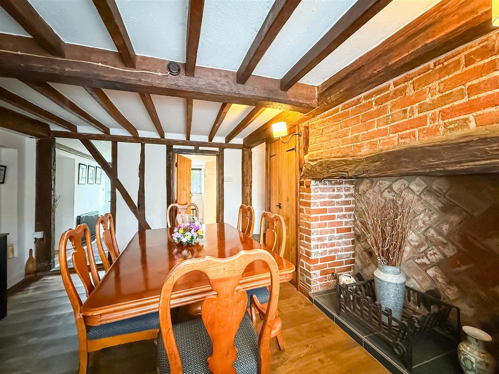 Property photo 1 of 22 Dining Room