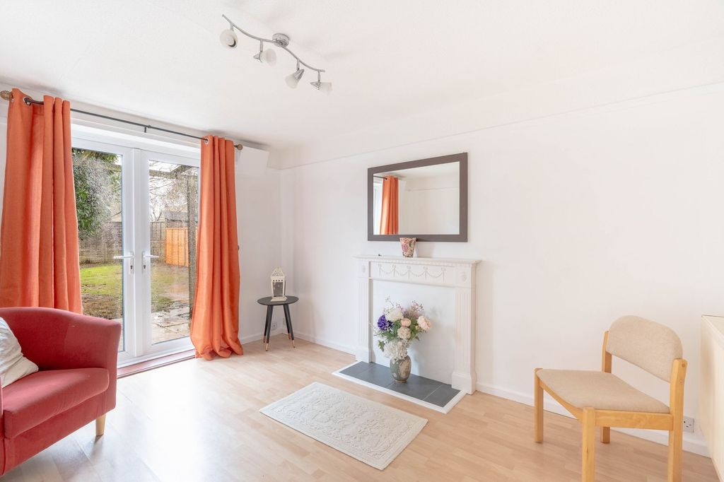 Property photo 3 of 9