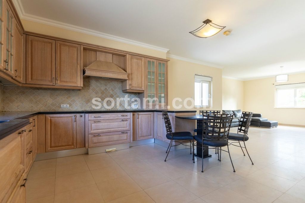 Property photo 3 of 55