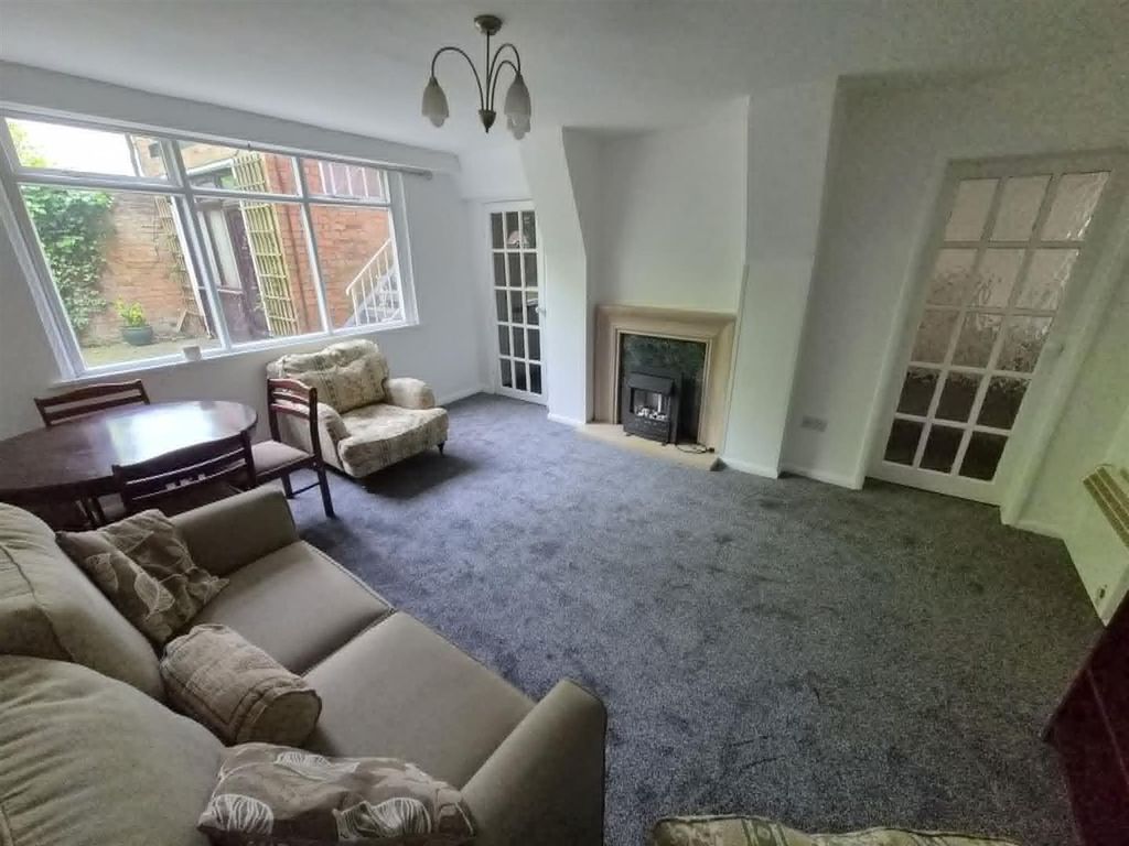 Property photo 2 of 18 91F38d1d-1B86-459A-9A05-5F708E34E64A.Jpg