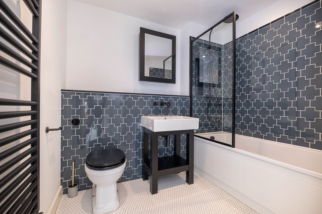 Property photo 2 of 16 0006 Copy