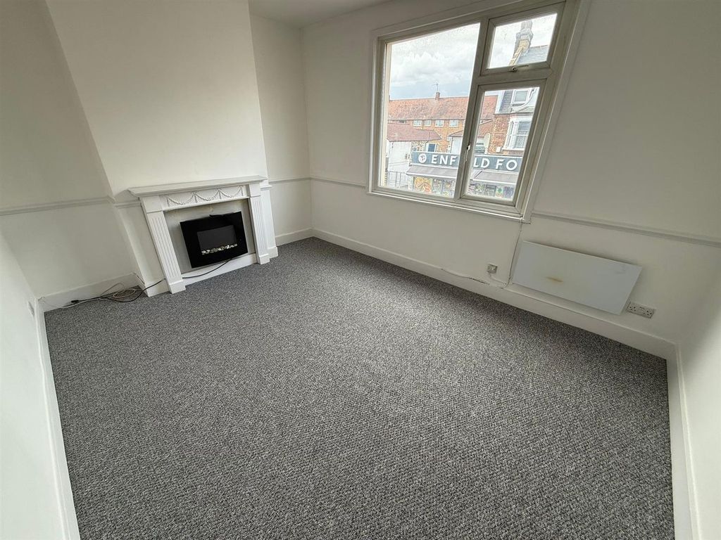 Property photo 2 of 9 6.Jpg