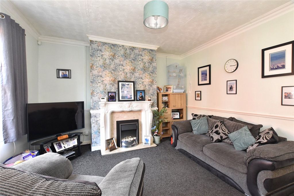 Property photo 2 of 11 Picture No. 03