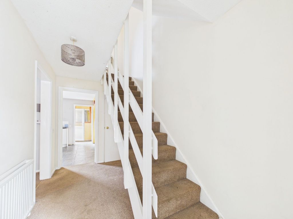 Property photo 3 of 18
