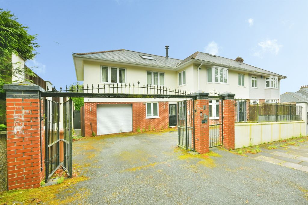 Property photo 1 of 27