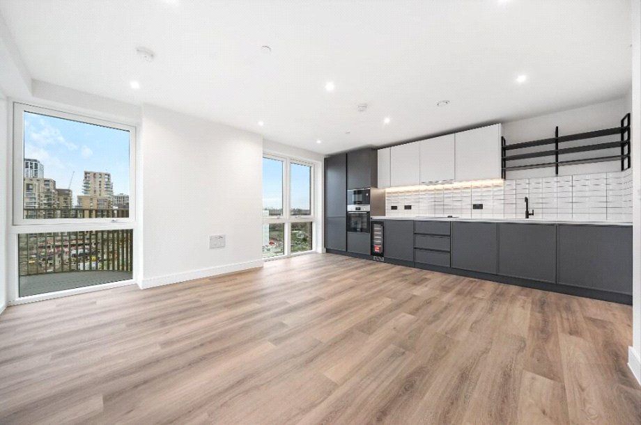 Property photo 2 of 7 Picture No. 12