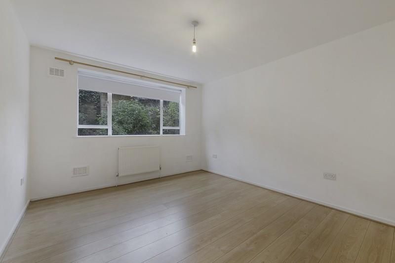 Property photo 2 of 9 Image
