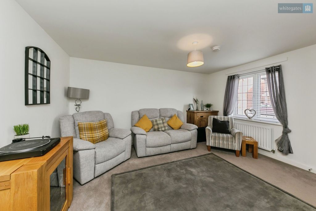 Property photo 3 of 14 Pbox-Img.Jpg