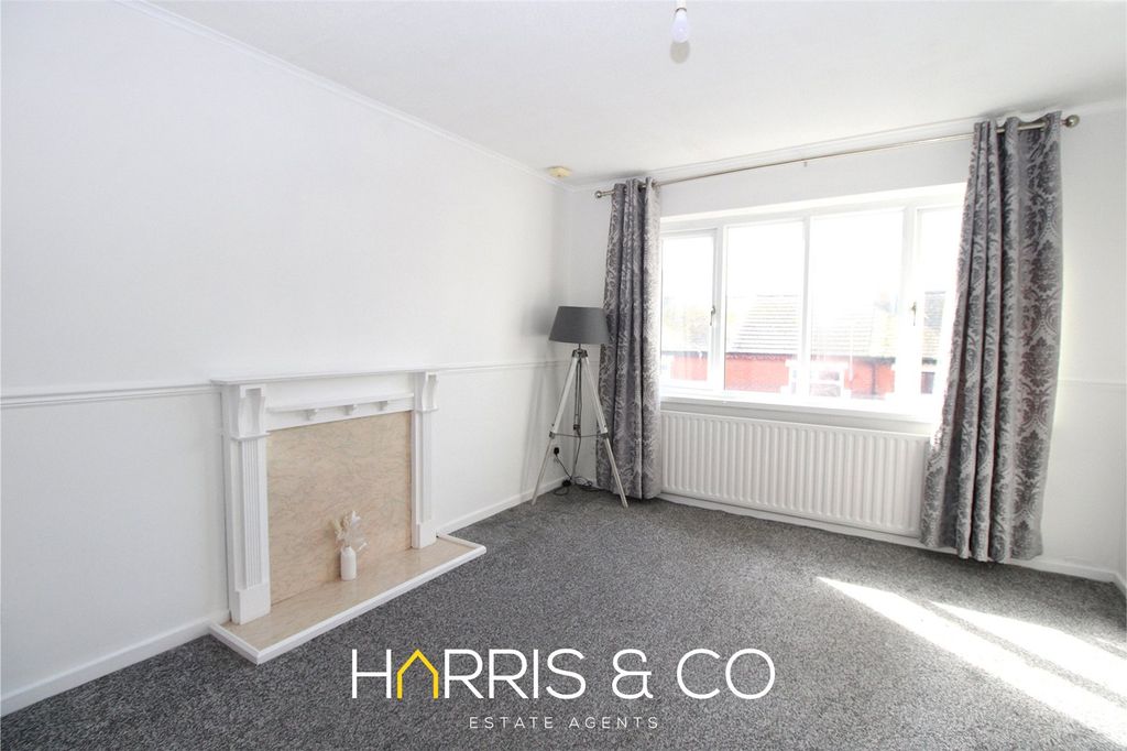 Property photo 1 of 9 Picture No. 05