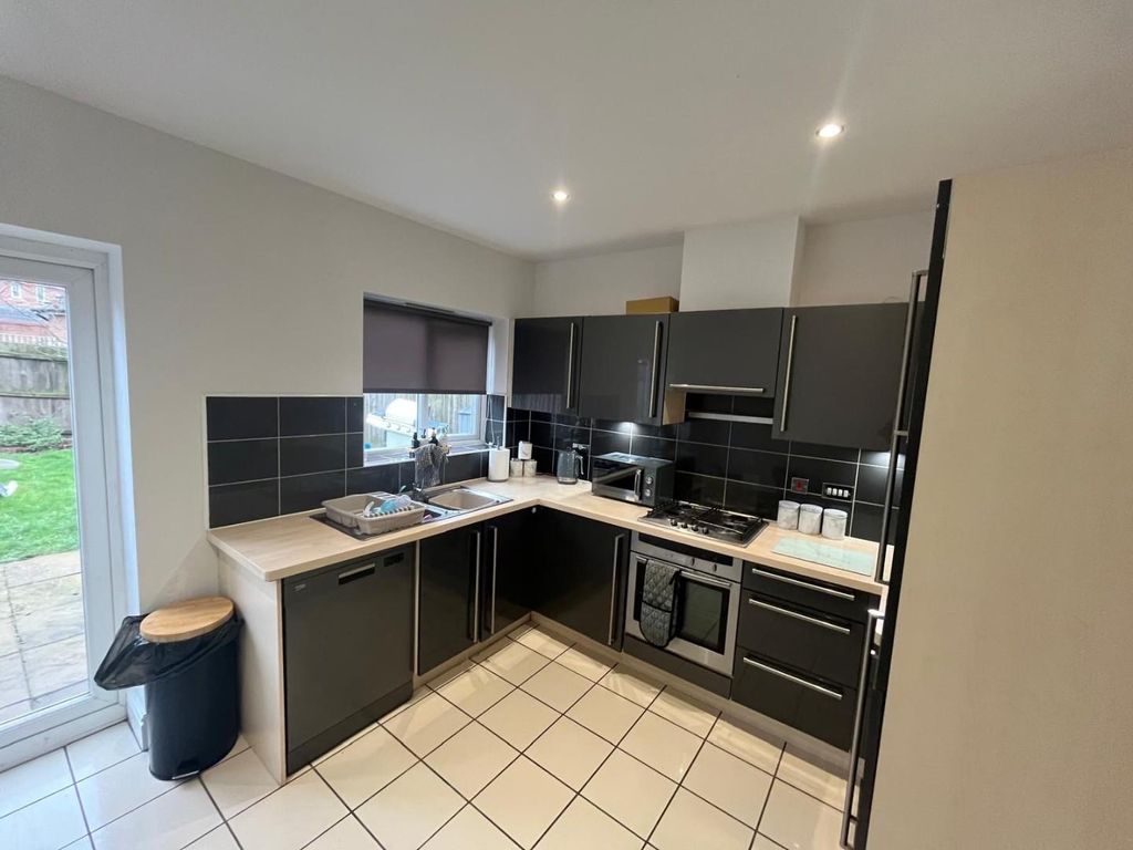 Property photo 2 of 12 2.Jpg