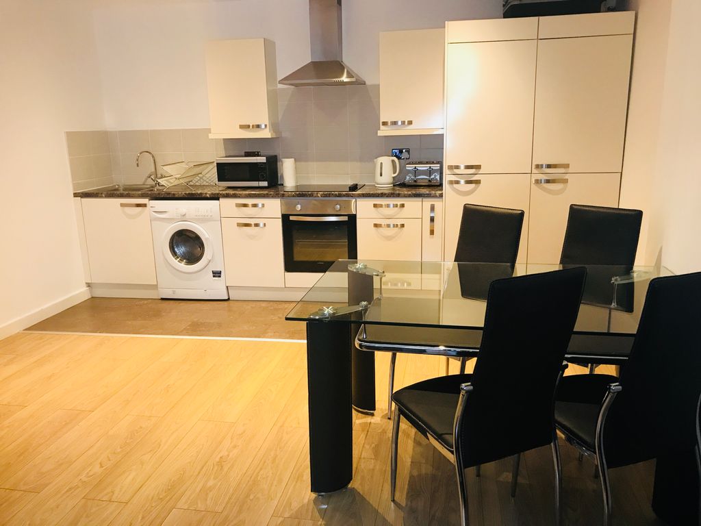 Property photo 2 of 6