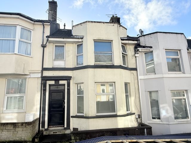 Property photo 1 of 13