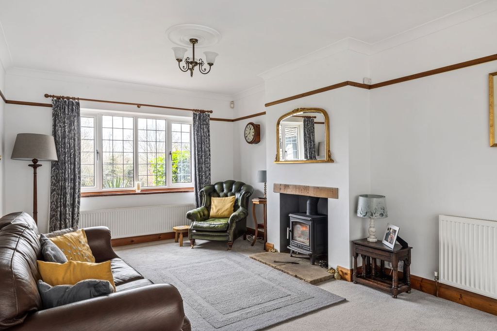 Property photo 2 of 26