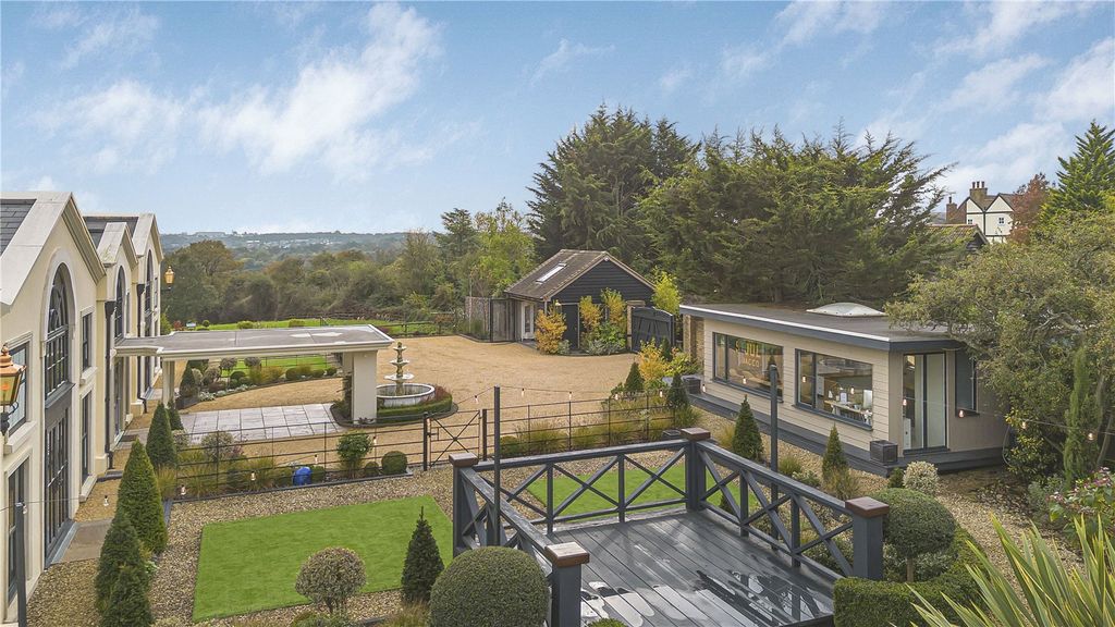 Property photo 3 of 46 Picture No. 95