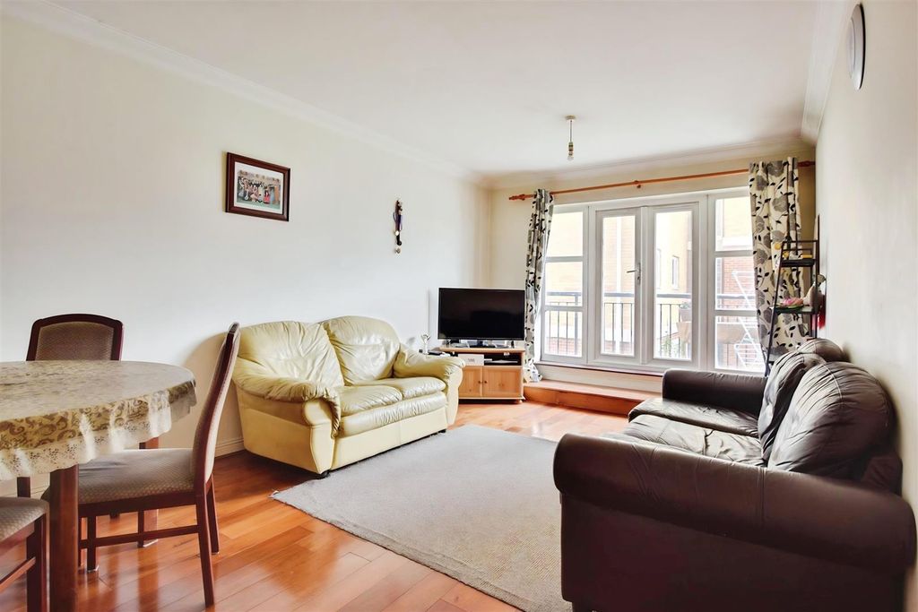 Property photo 2 of 8 54114Ec0-Dpeqtnhevaut-Doo2Nhn35W5Rvg.Jpg