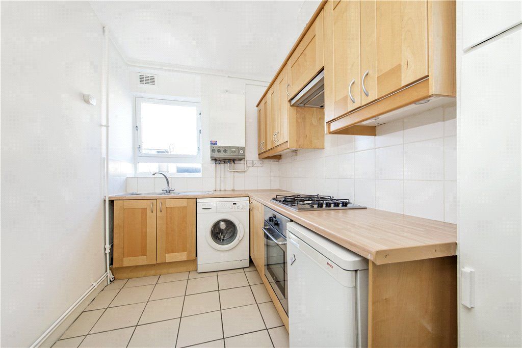 Property photo 2 of 12 Kitchen