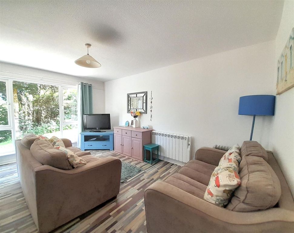 Property photo 2 of 15 Living Room 2.Jpg