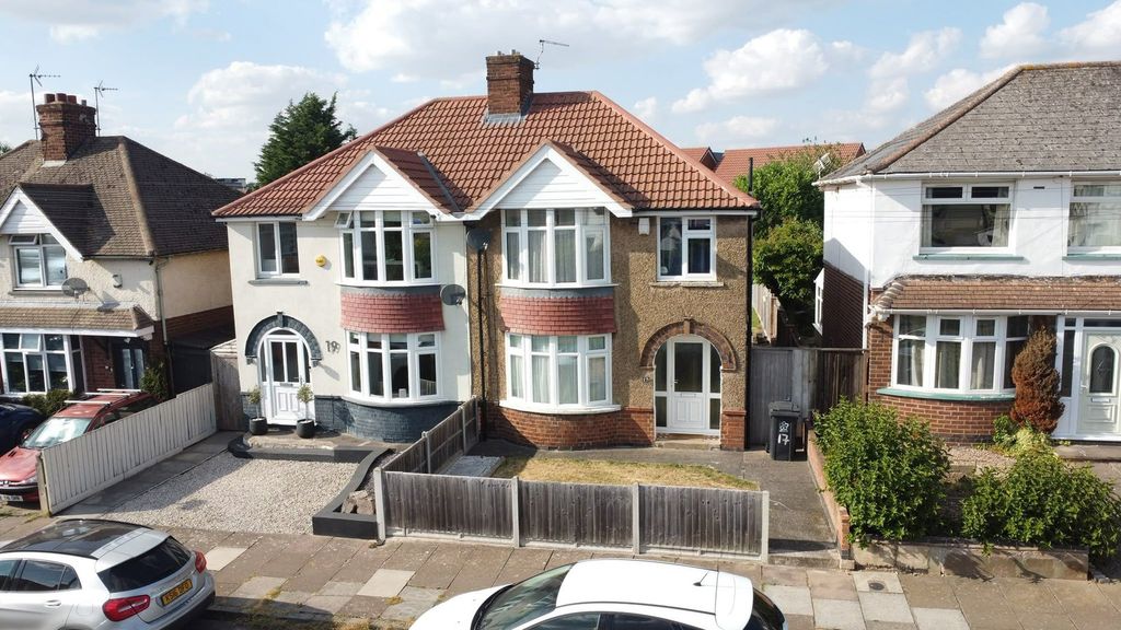 Property photo 1 of 19