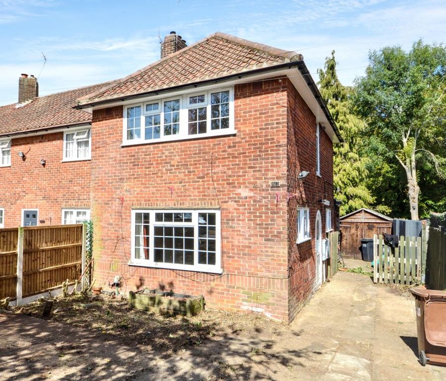Property photo 1 of 17