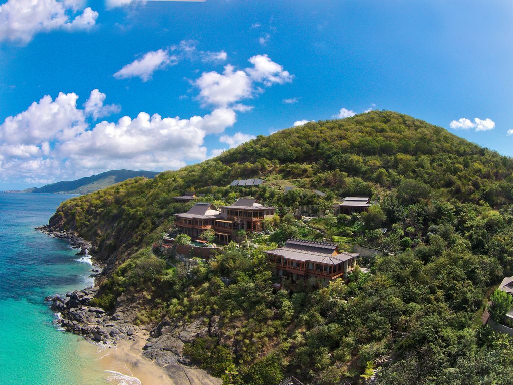 Property photo 2 of 32