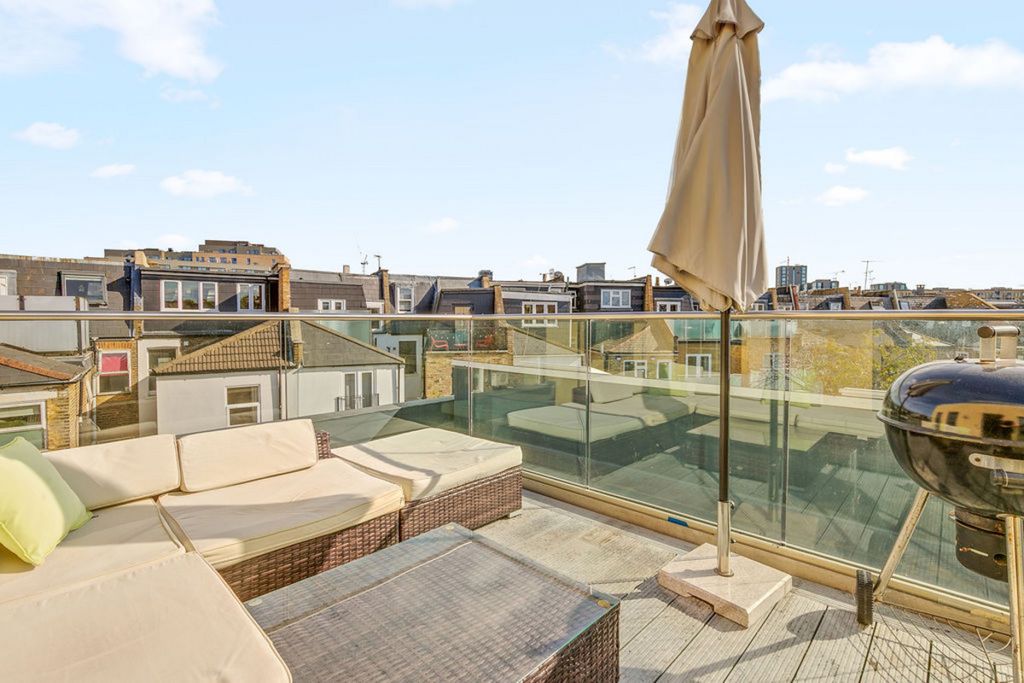 Property photo 3 of 8