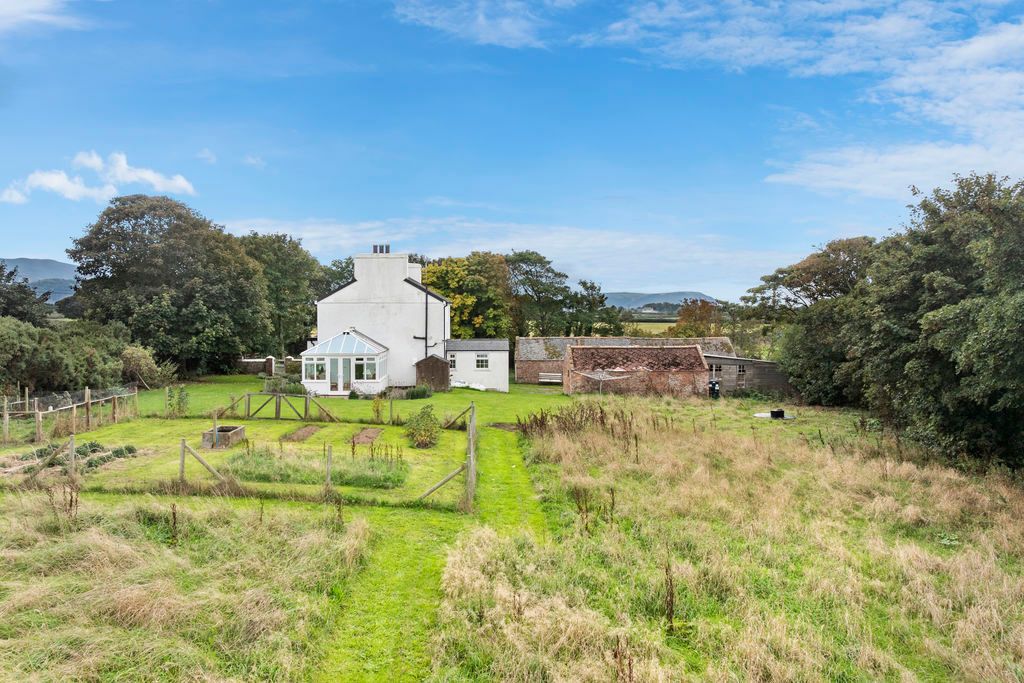 Property photo 3 of 43 Ballavarteen West