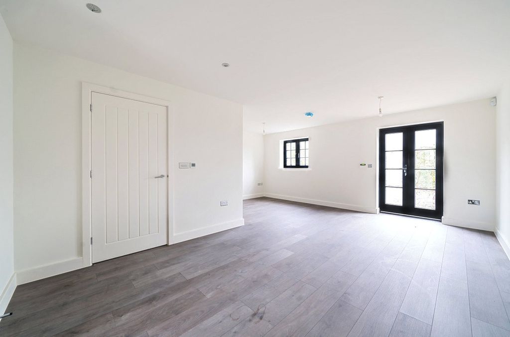 Property photo 3 of 9 Picture No. 03