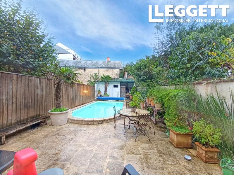 Property photo 2 of 10