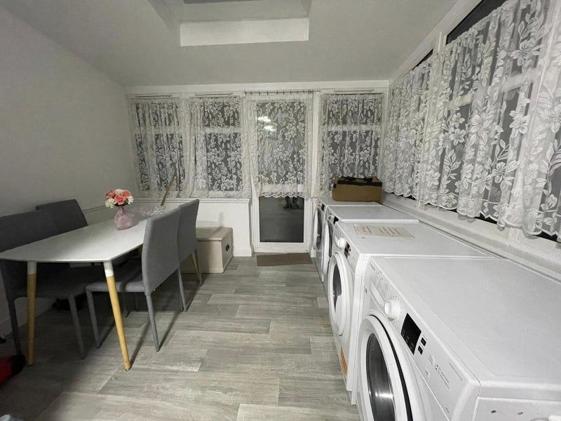 Property photo 2 of 8 Photo 2