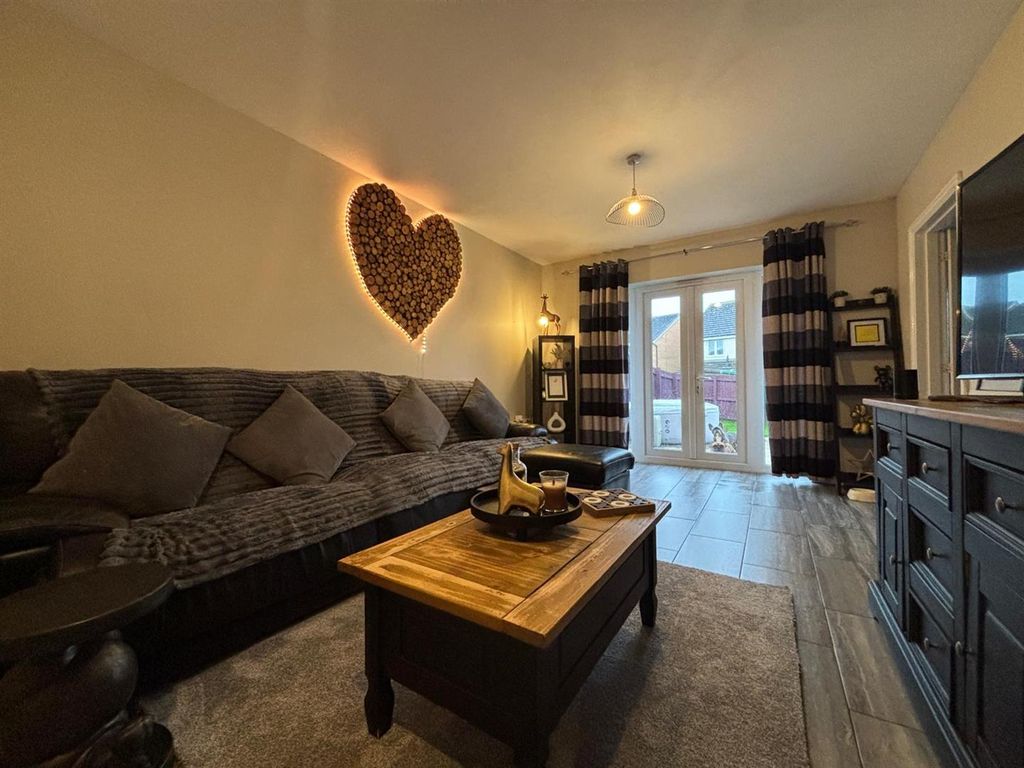 Property photo 3 of 21 Img-20251031-Wa0047.Jpg