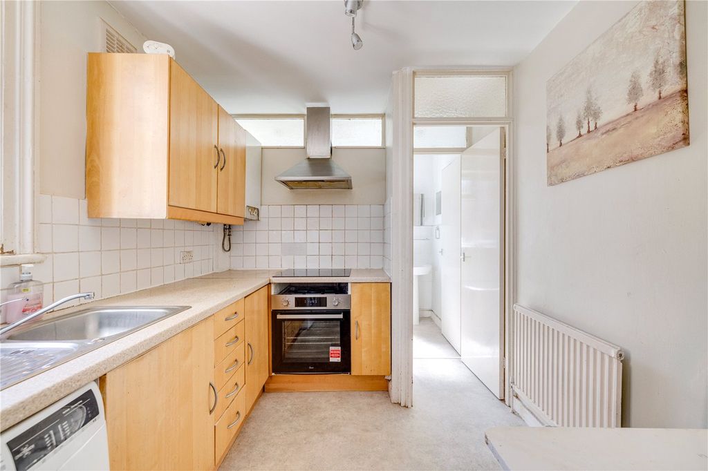 Property photo 2 of 11 Picture No. 03