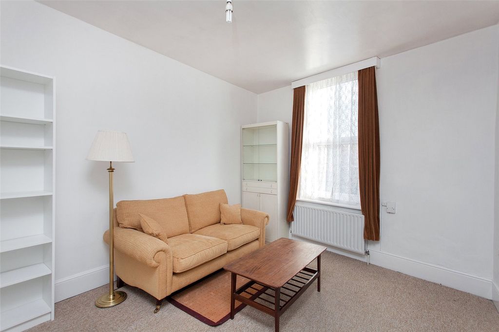 Property photo 2 of 6 Picture No. 04