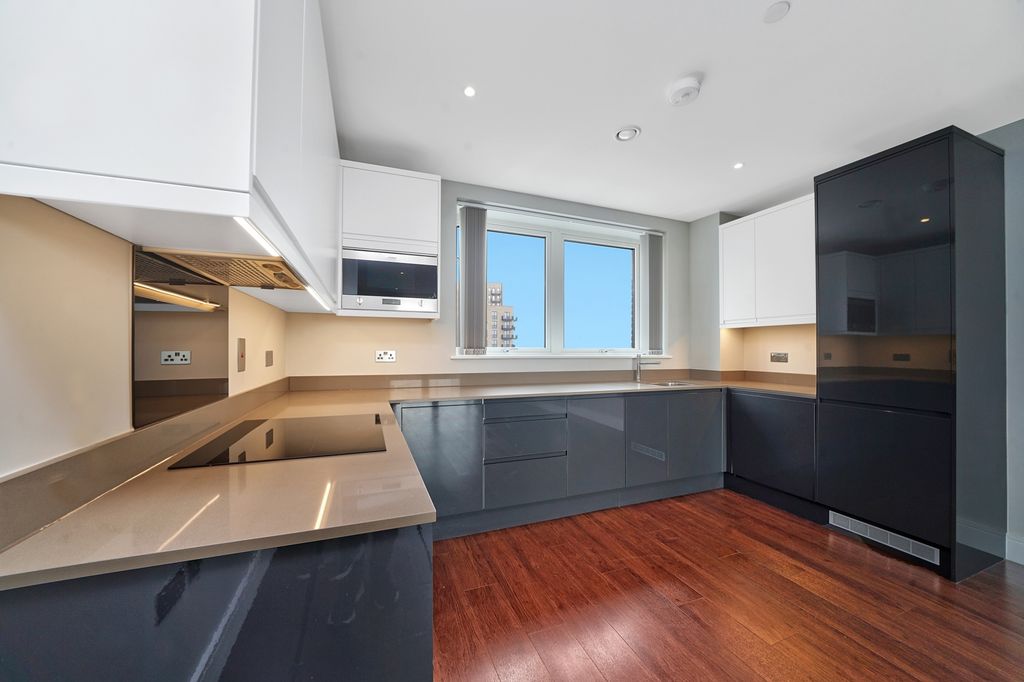 Property photo 1 of 13 Kitchen