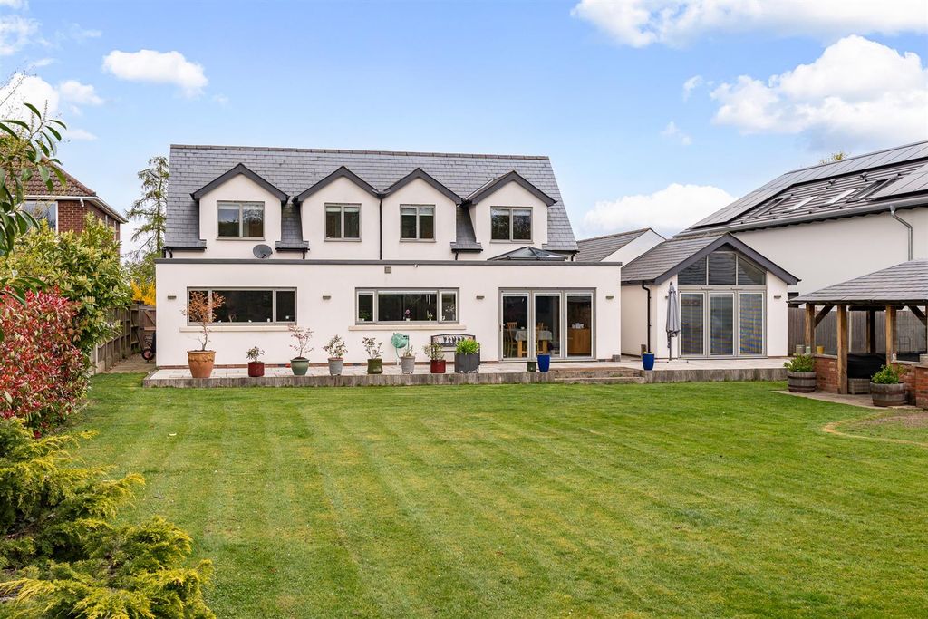 Property photo 3 of 28 External-13.Jpg