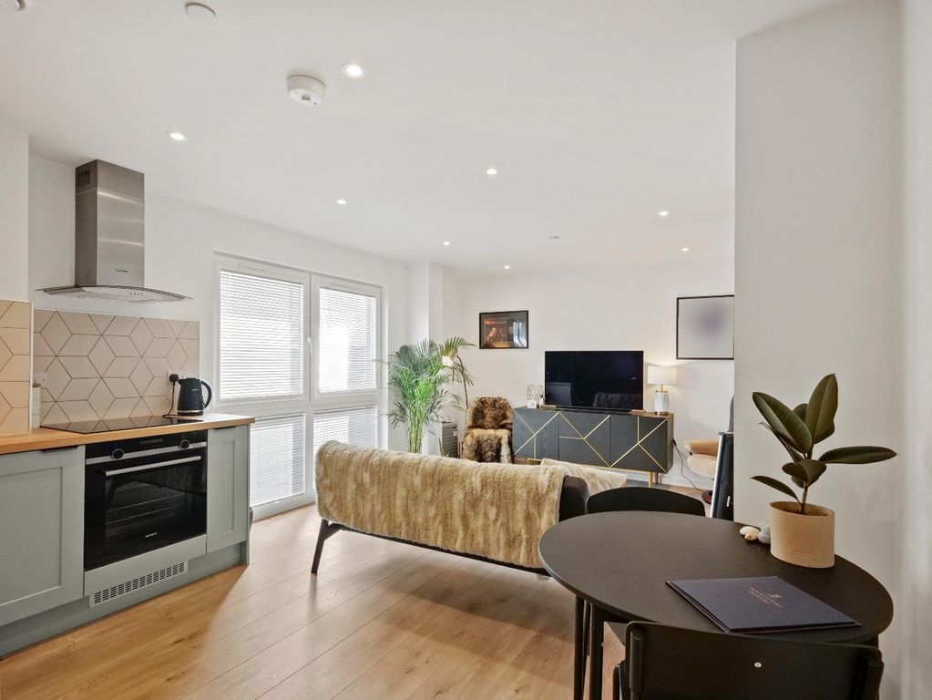 Property photo 3 of 11 P1753662.Jpg