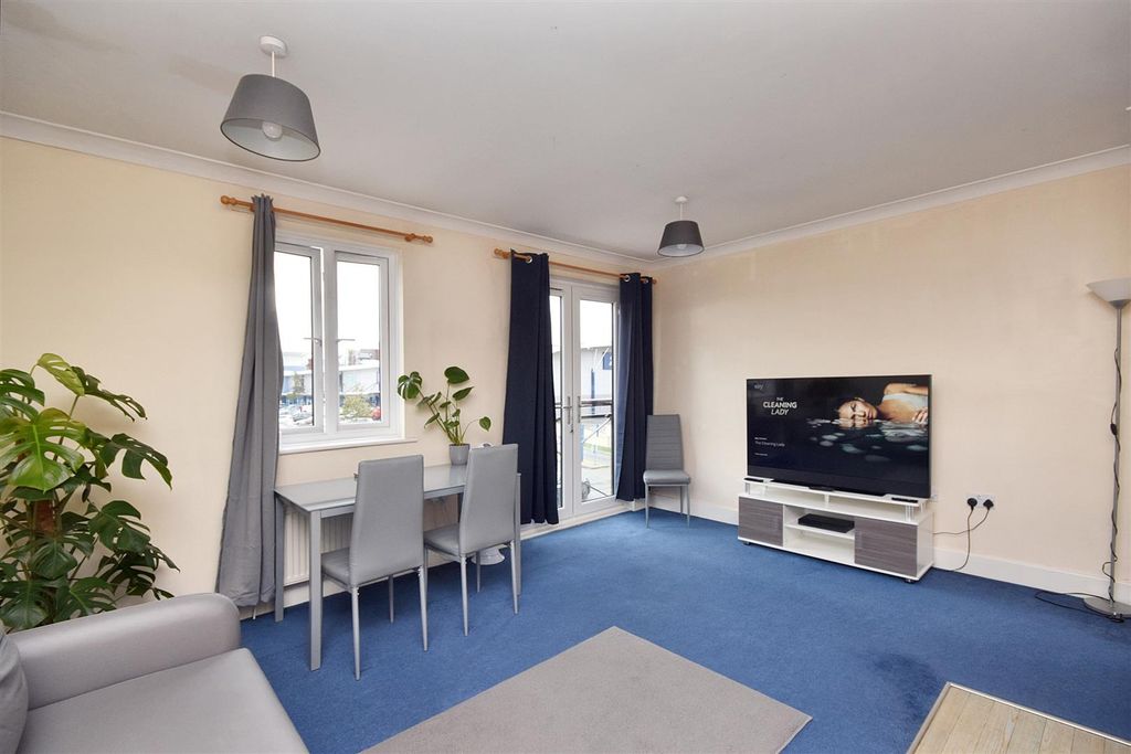 Property photo 2 of 10 1 (31).Jpg