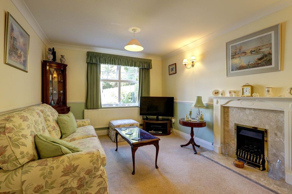 Property photo 3 of 15