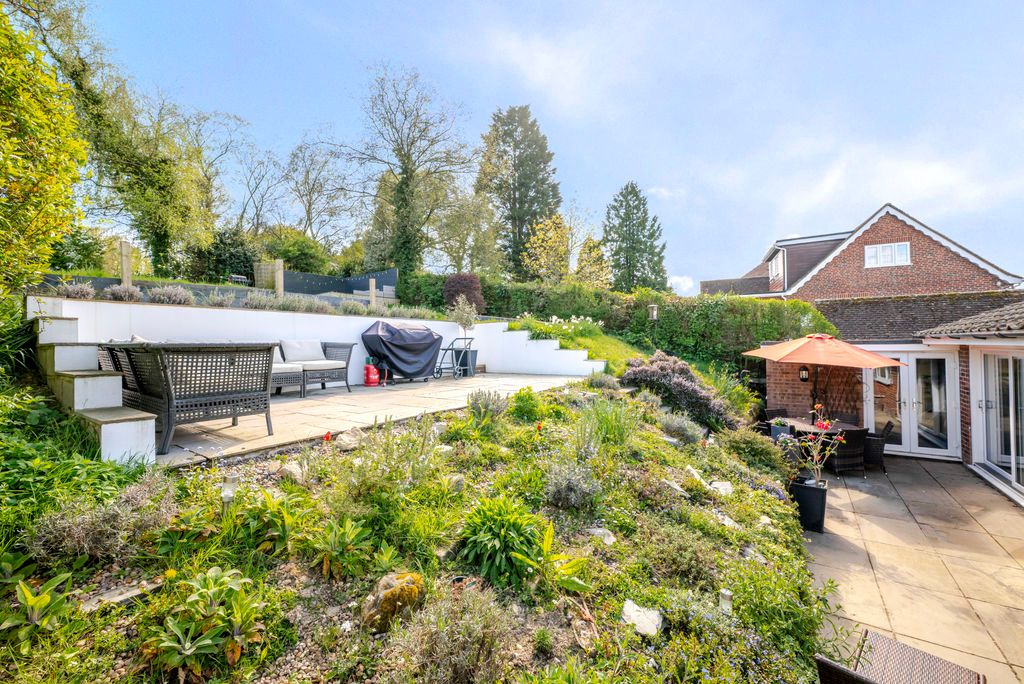 Property photo 3 of 18 Photo 14