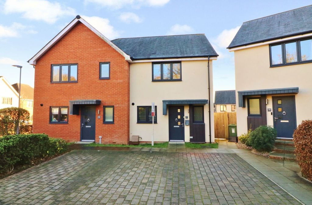 Property photo 1 of 8