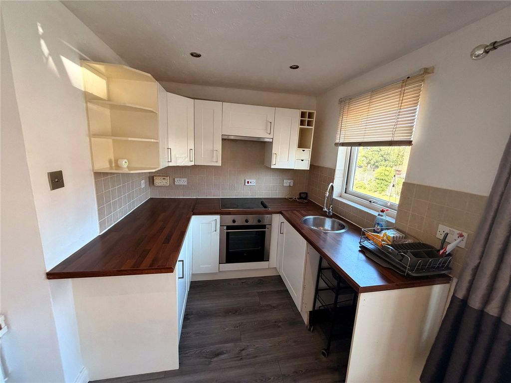 Property photo 2 of 10 Picture No. 20