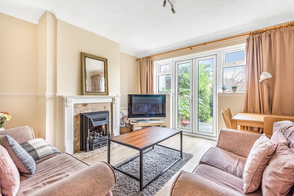 Property photo 2 of 13 Img_168_2_Original.Jpg