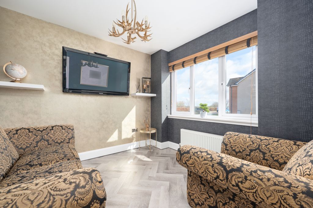 Property photo 3 of 36 Property Image 3