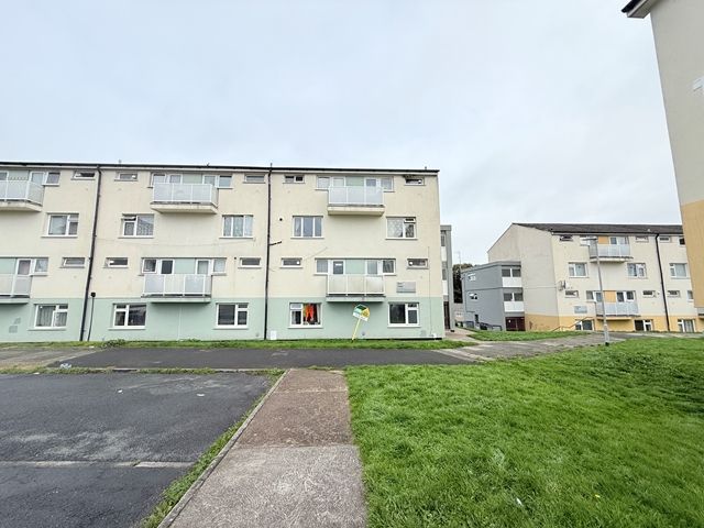 Property photo 2 of 10