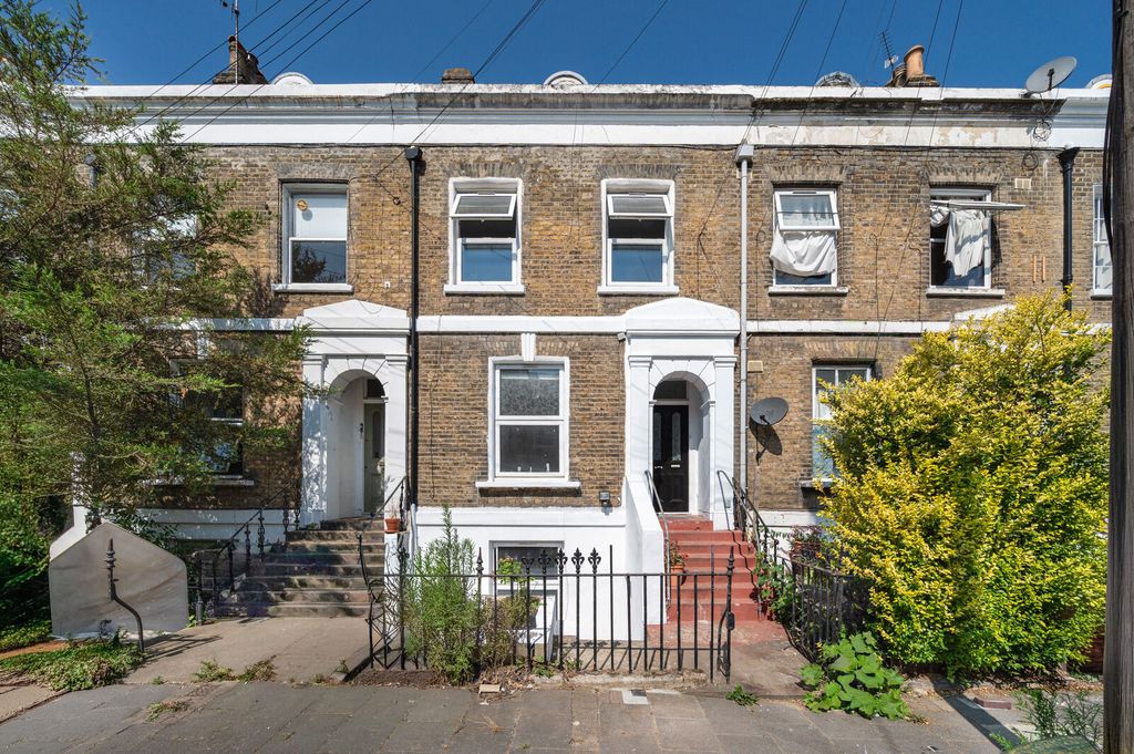 Property photo 1 of 27