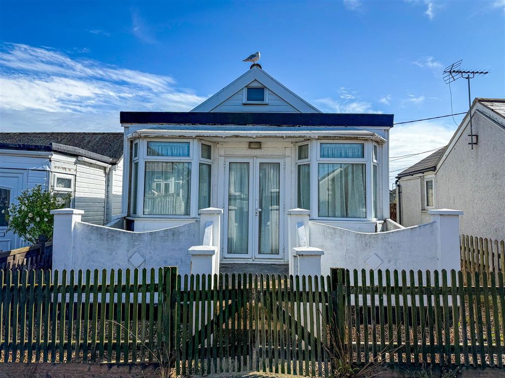 Property photo 1 of 12 Outside Front